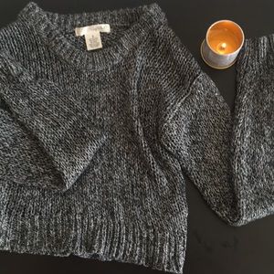 Loose knit cropped sweater